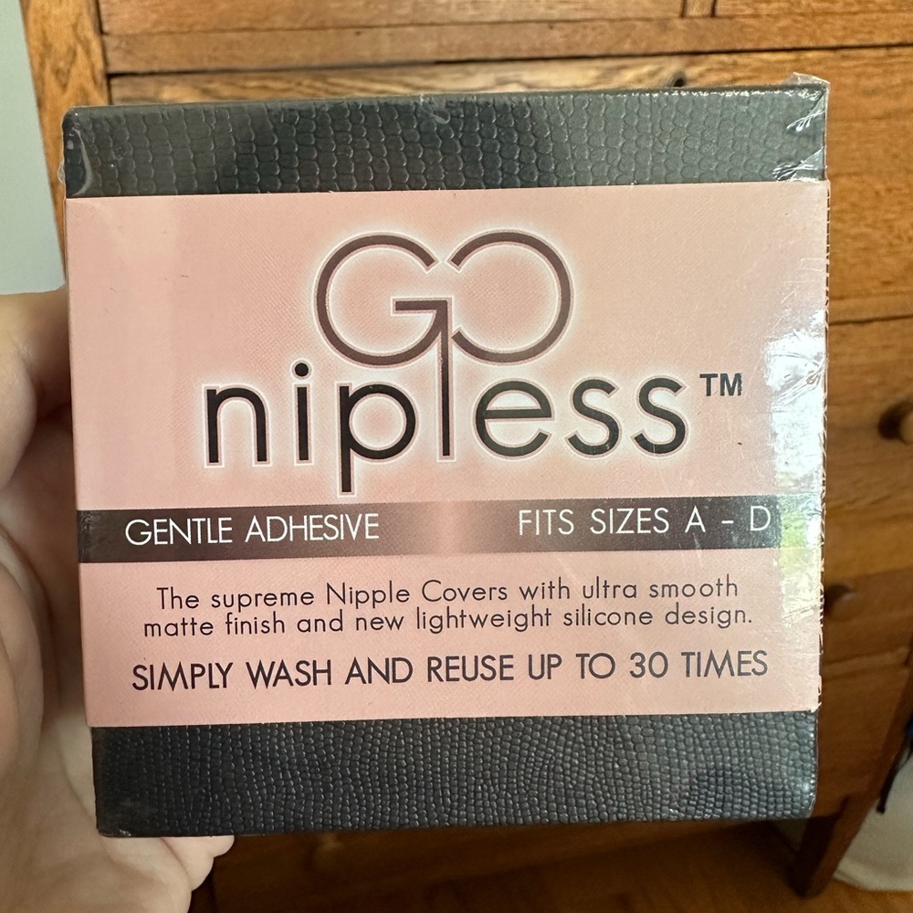 NWT Go Nipless adhesive nipple covers